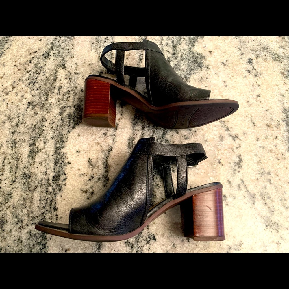 Franco Sarto “Harlot” Block Stacked Heel Leather Sandal, Black, Size 7